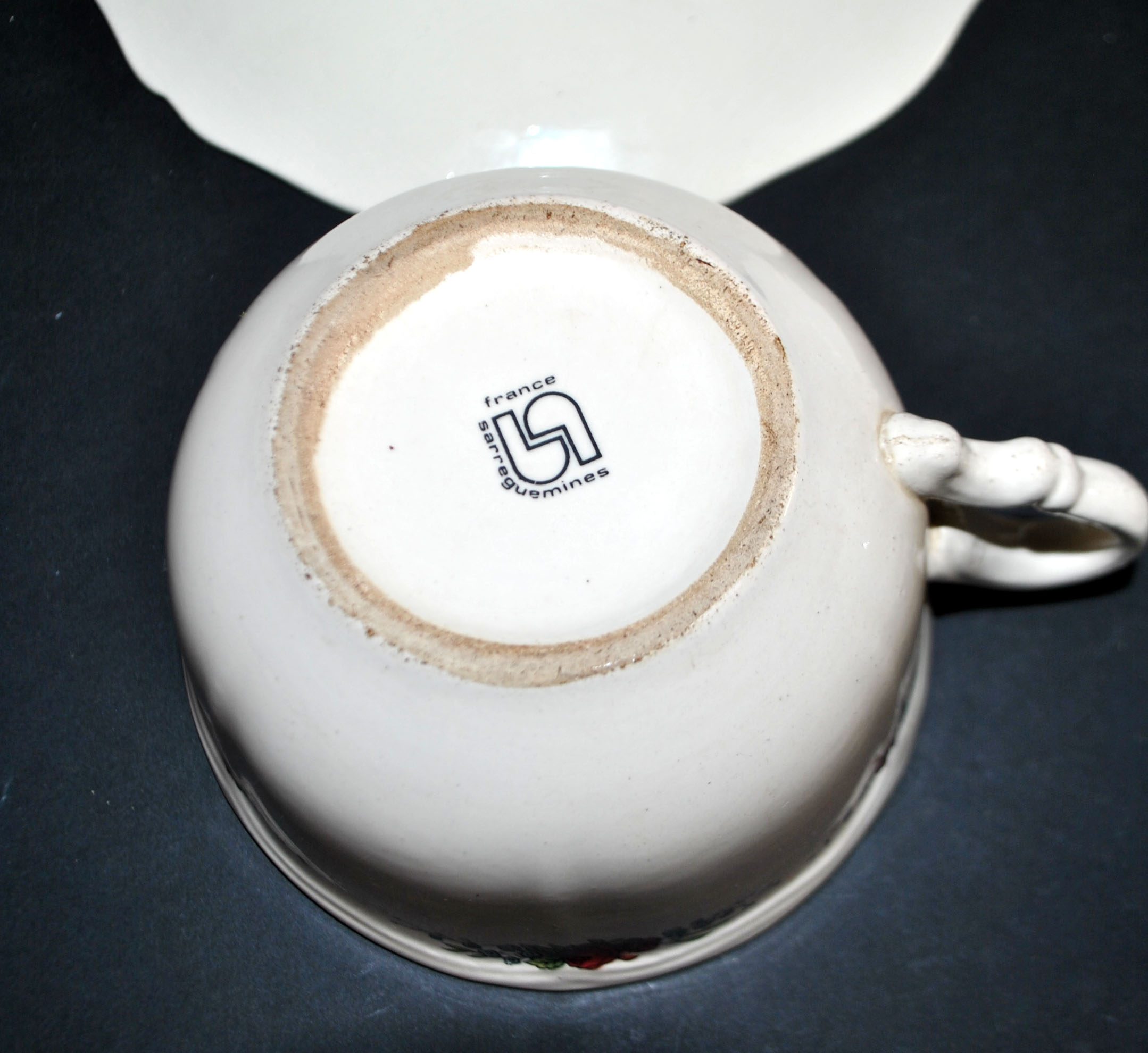 SARREGUEMINES Lot 2 tasses déjeuner Faïence OBERNAI Ganzeliese et Tricot – Image 11