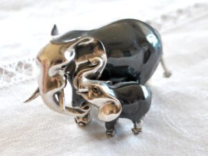 ARGENT 925 Sculpture éléphant et éléphanteau en Argent niellé Italie 80g