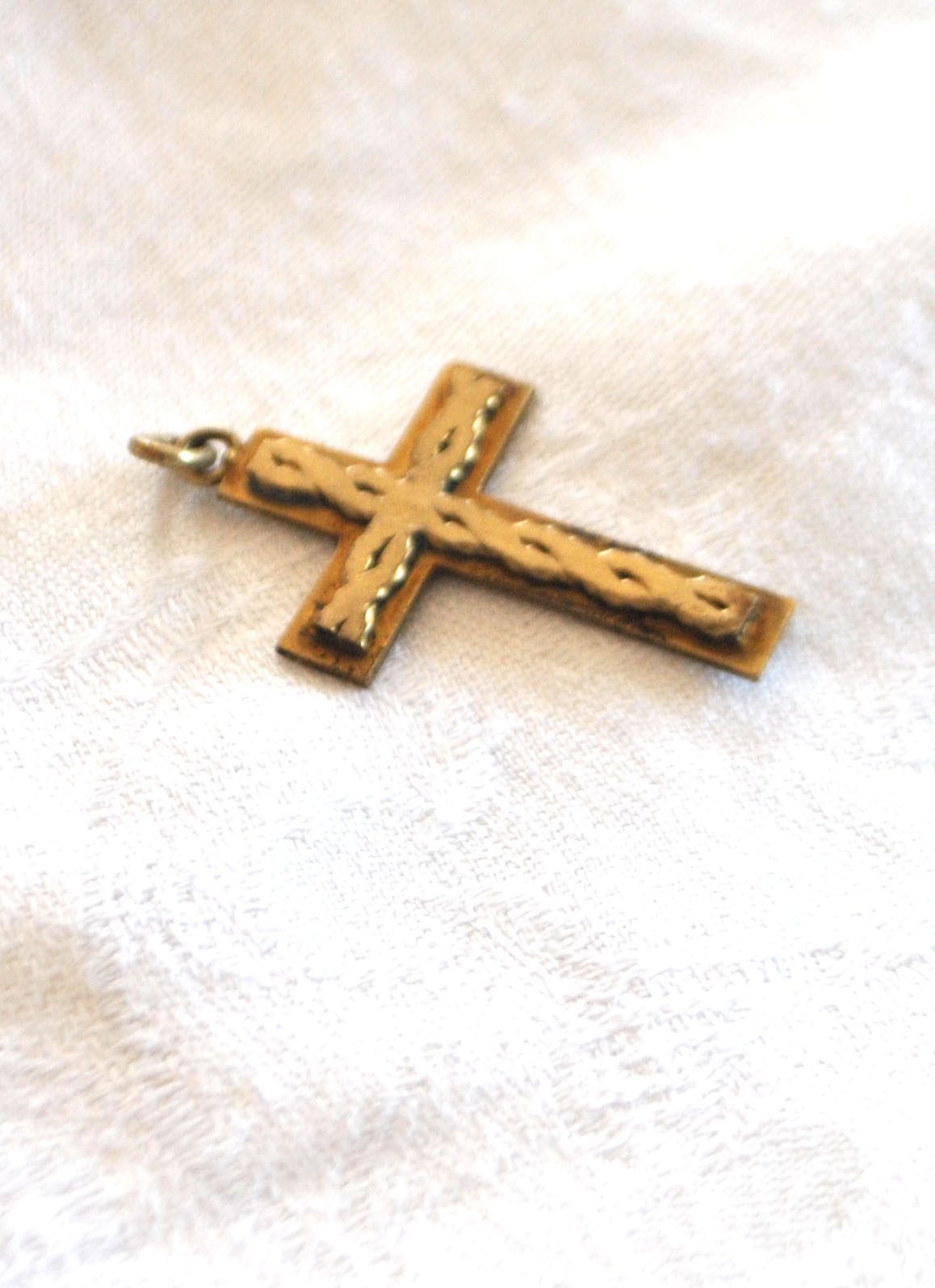 Pendentif croix tressage en Plaqué Or - Collier Bijou vintage – Image 9