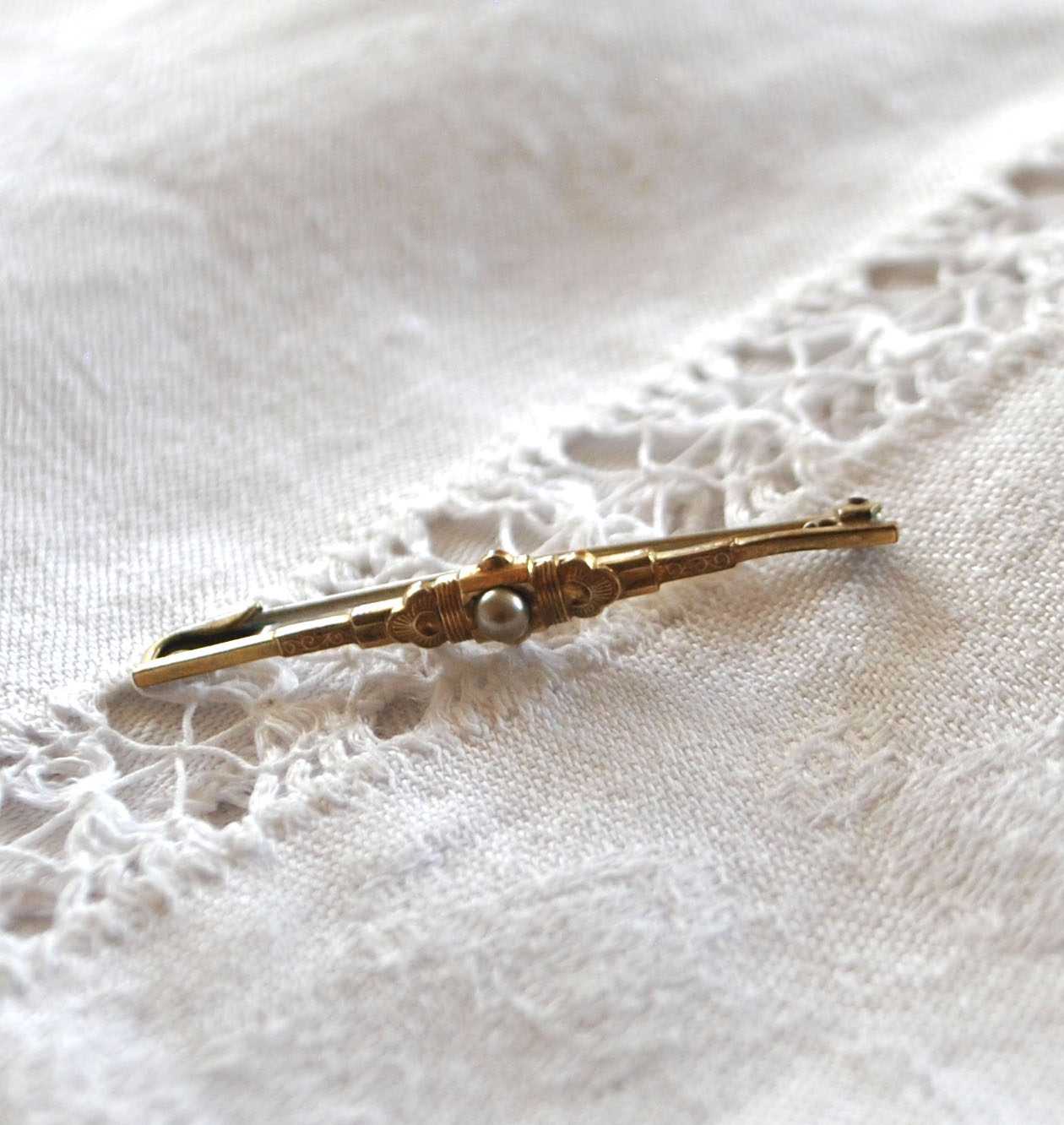 Broche ART DECO épingle fine Barrette Plaqué OR laminé + Perle 1920 – Image 6