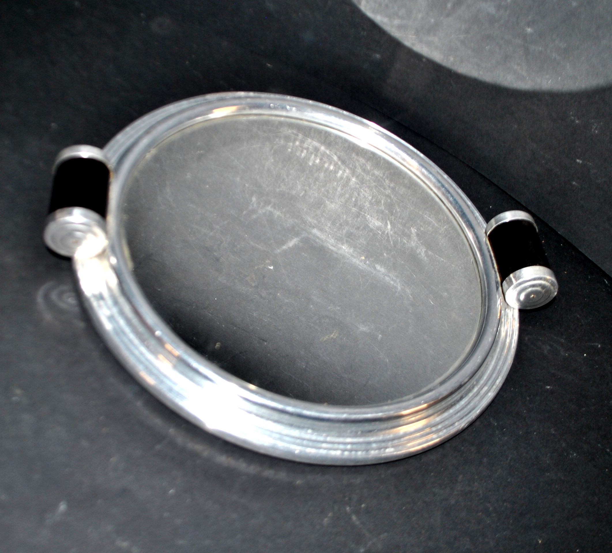 Plateau miroir ART DECO en métal chromé et bois 1930 – Image 8