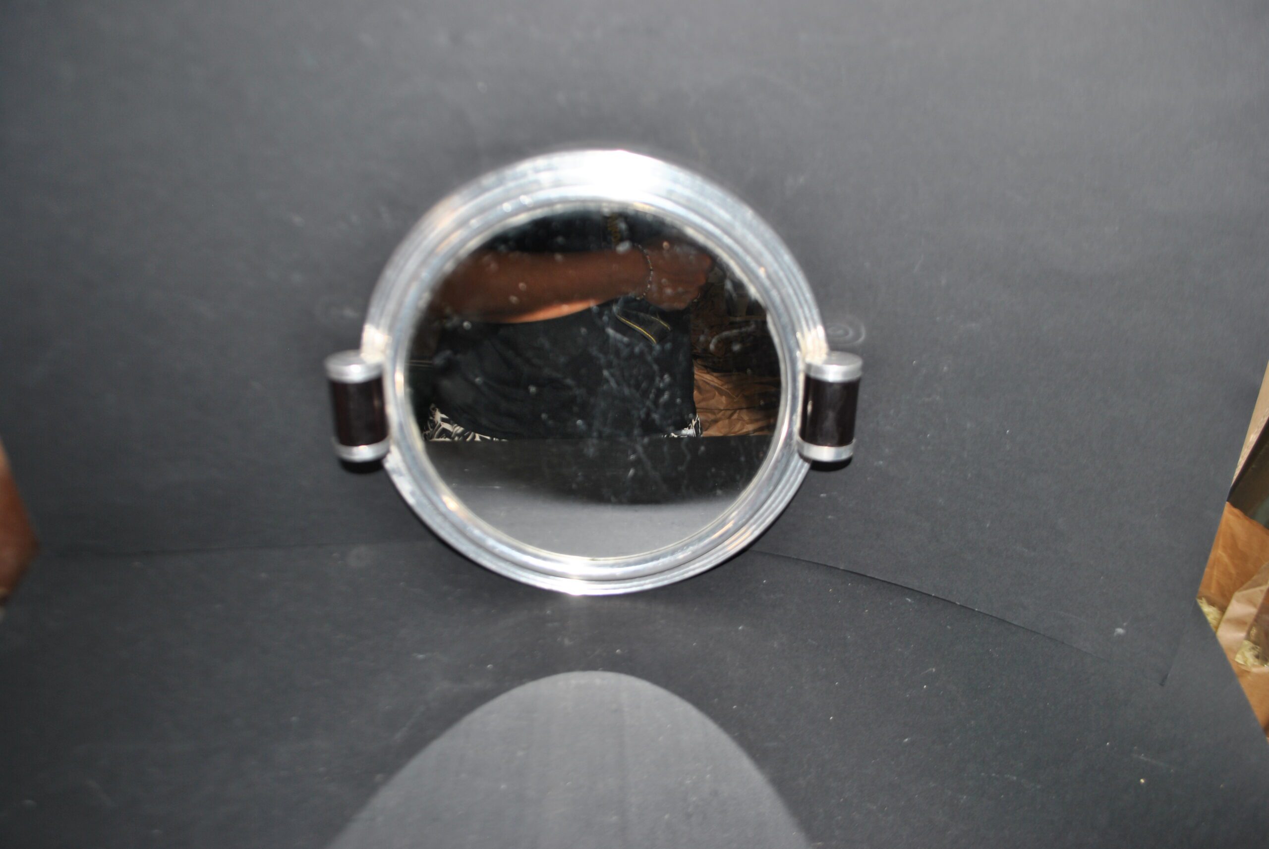 Plateau miroir ART DECO en métal chromé et bois 1930 – Image 3
