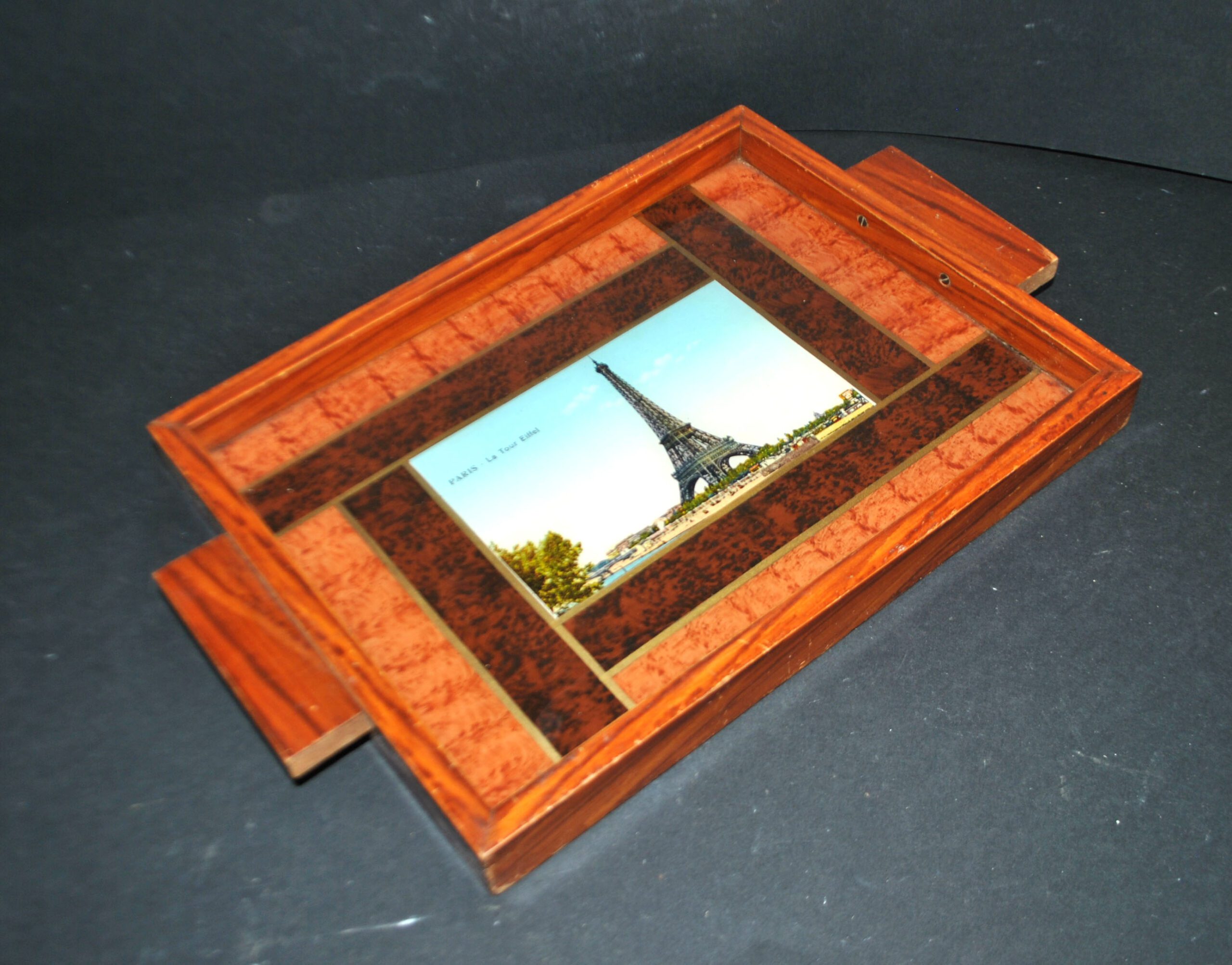 Plateau ART DECO Souvenir de Paris ART en bois et Verre Vue Tour Eiffel 1930 – Image 6