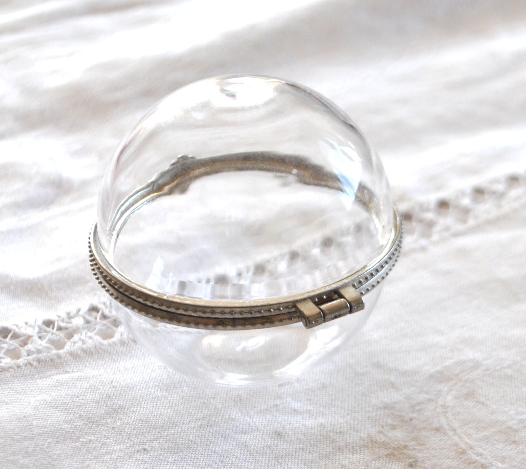 Boite à bijou boule en verre - Coffret baguier vintage – Image 2