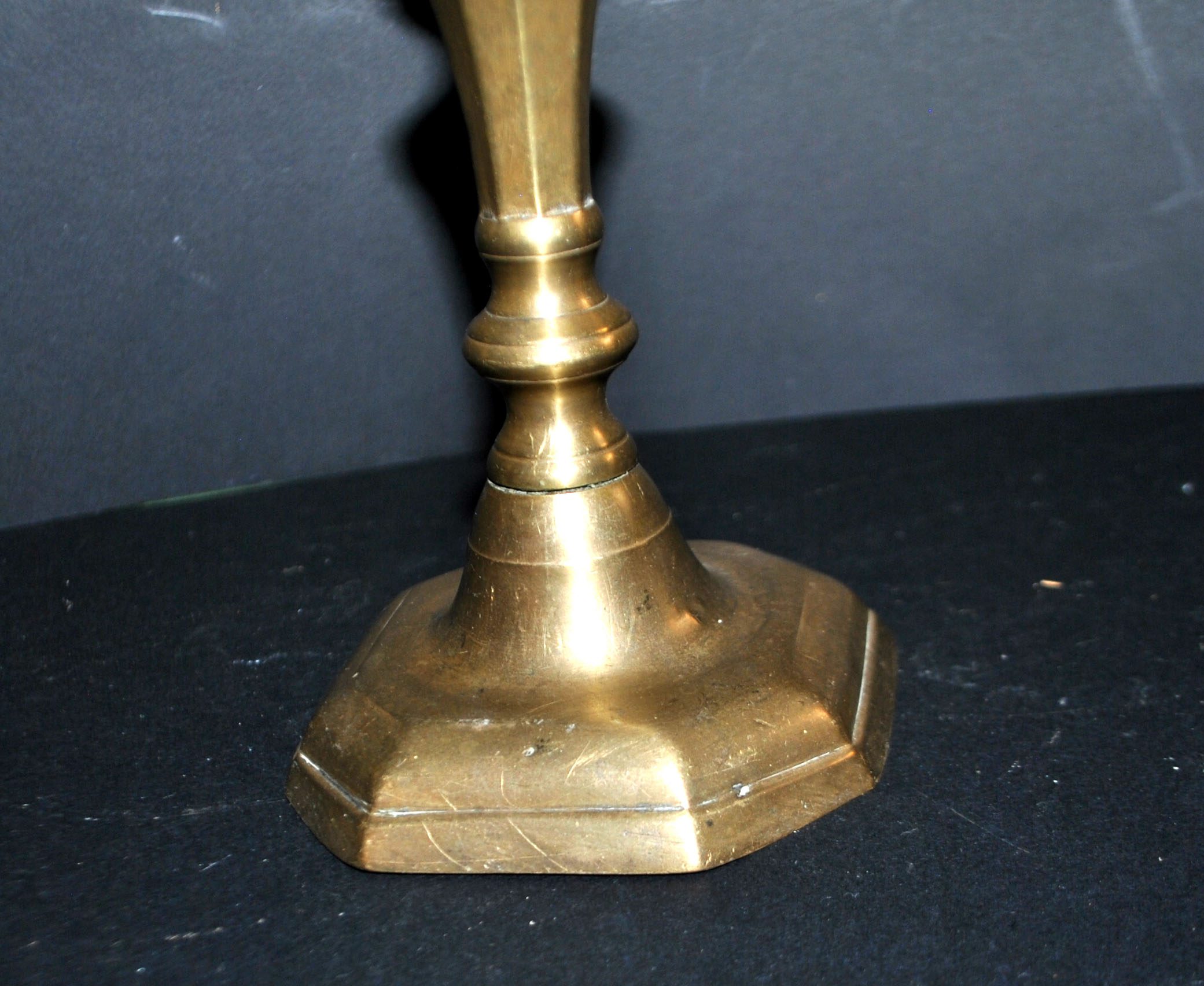Bougeoir ancien chandelier octogonal en bronze Régence 19e s. – Image 7