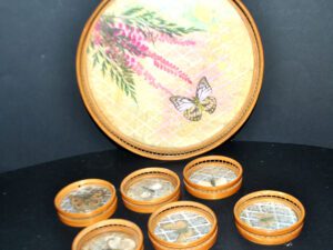 Plateau Papillon vintage en bambou + 6 sous-verres Entomologie 1970