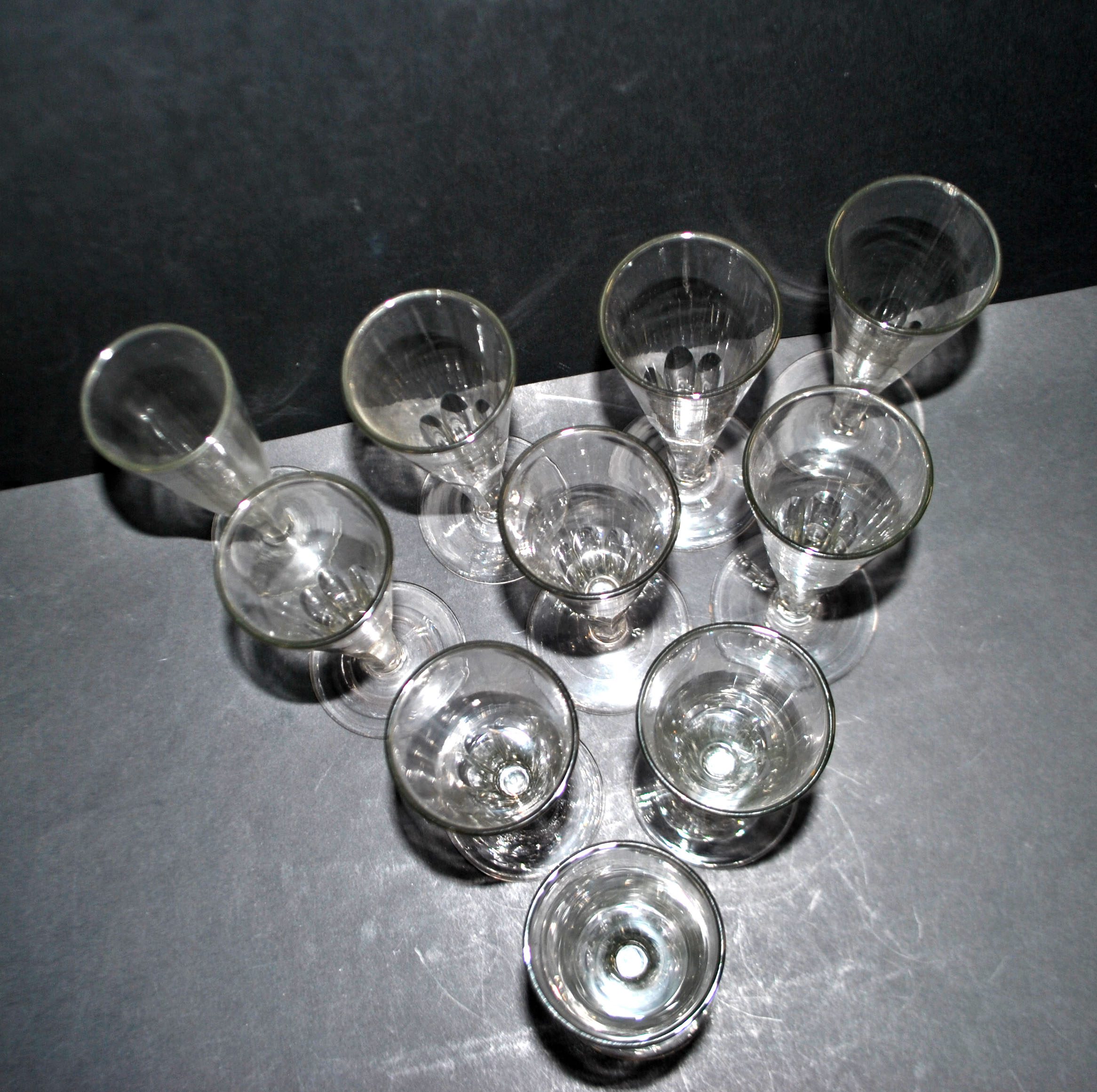 Portieux? Lot 10 Flûtes champagne en verre soufflé taillé 1900 BISTROT – Image 20