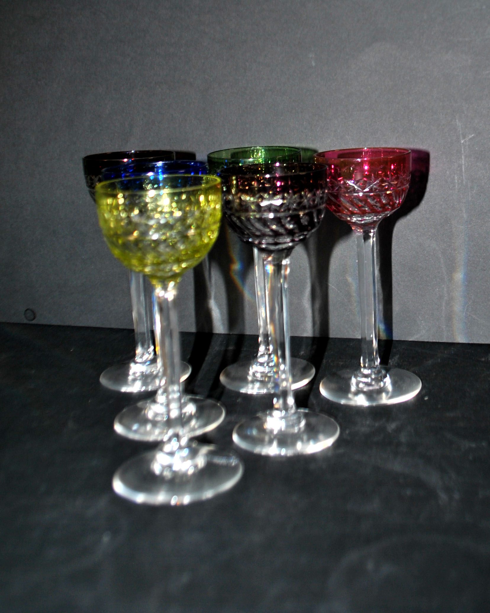 SAINT-LOUIS Lot 6 verres à liqueur anciens METRA en cristal doublé coloré Roemer Overlay – Image 8