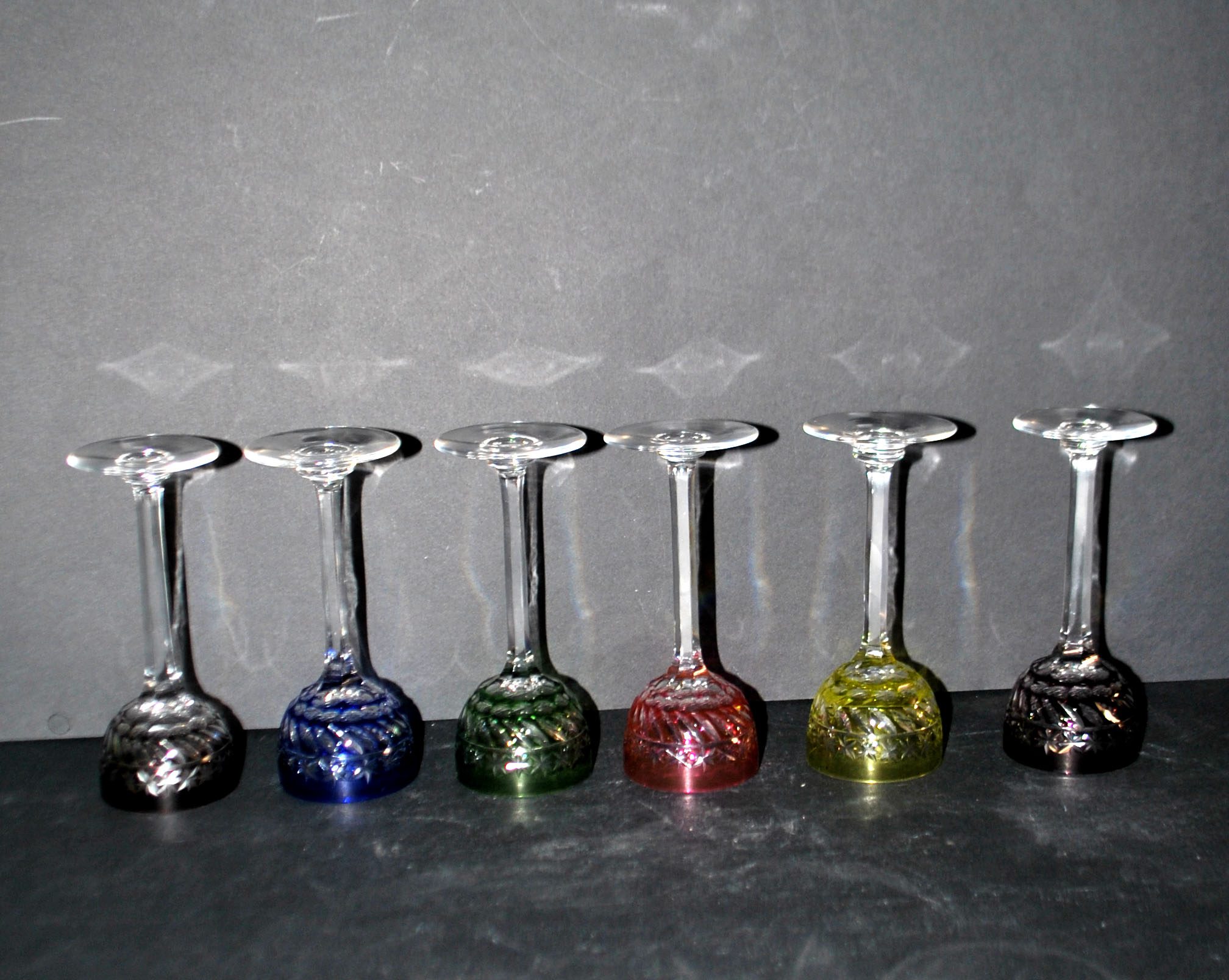 SAINT-LOUIS Lot 6 verres à liqueur anciens METRA en cristal doublé coloré Roemer Overlay – Image 5