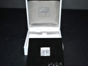 LALIQUE Miroir précieux en cristal ARETHUSE Masque femme Nymphe