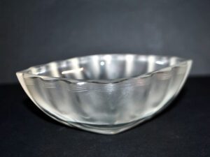 LALIQUE Vide-poche Coupelle en verre sablé gravé vague signé Lalique