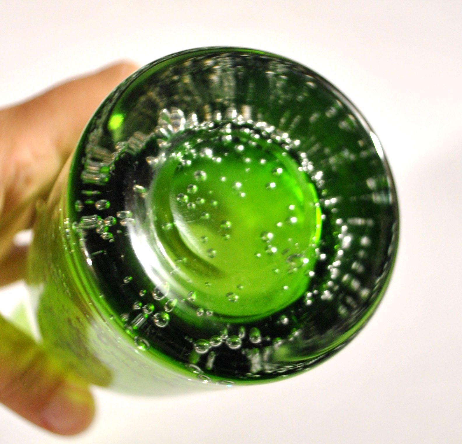 BIOT Vase bouteille vintage en verre bullé vert - soliflore H27cm – Image 12