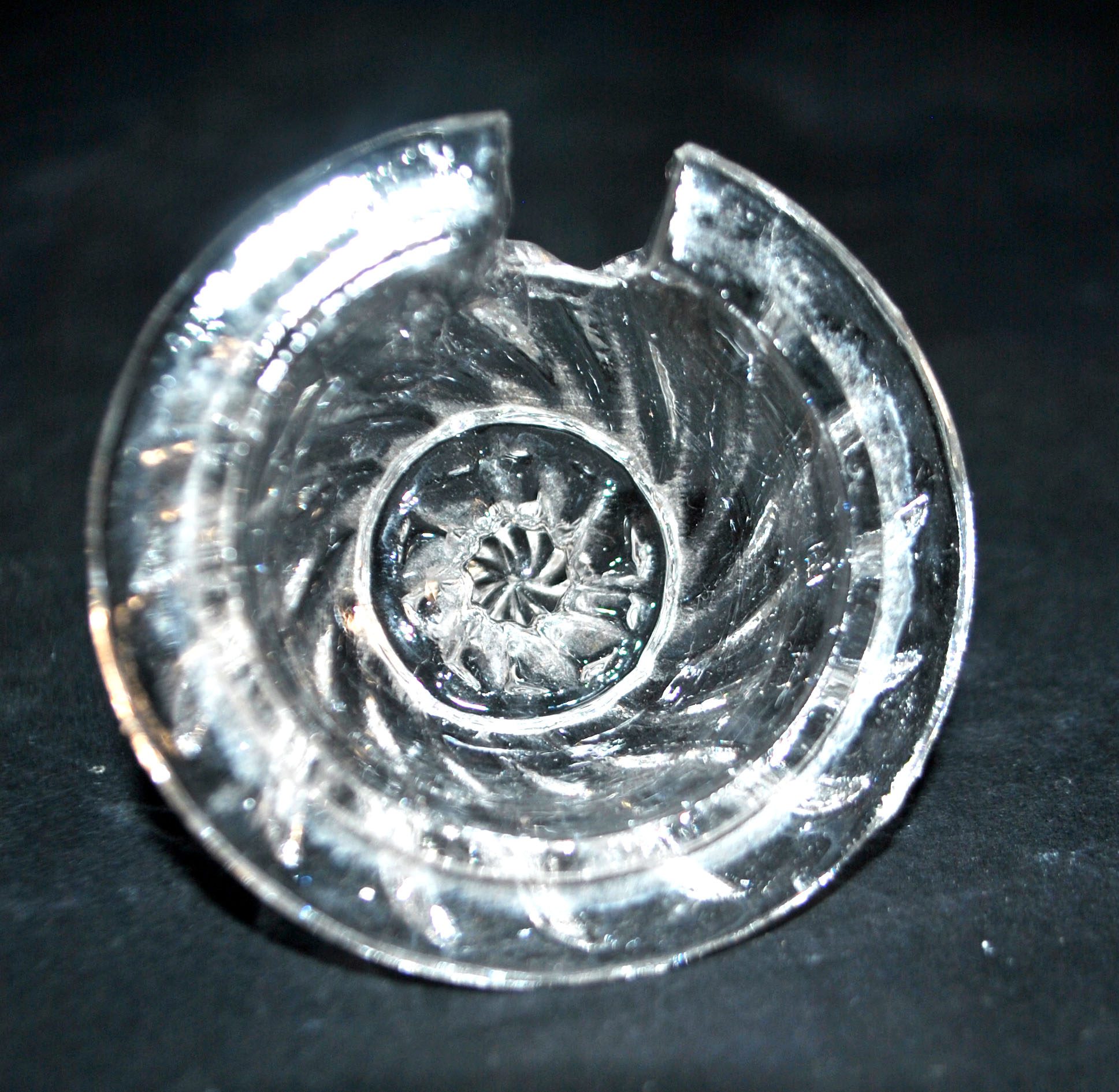 VALLERYSTHAL Ménagère tournante - serviteur de table verre moulé sel poivre moutarde – Image 17