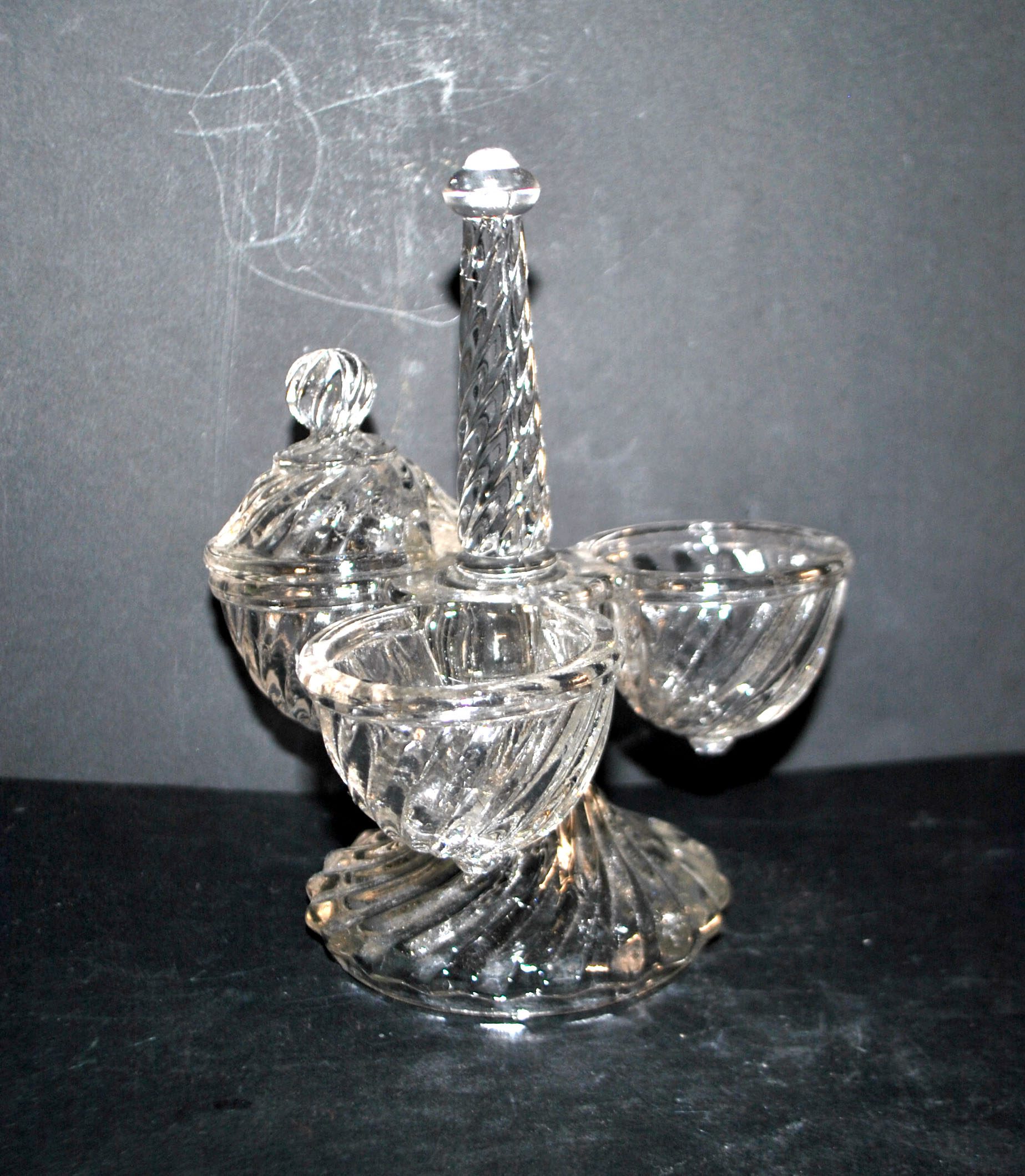 VALLERYSTHAL Ménagère tournante - serviteur de table verre moulé sel poivre moutarde – Image 19