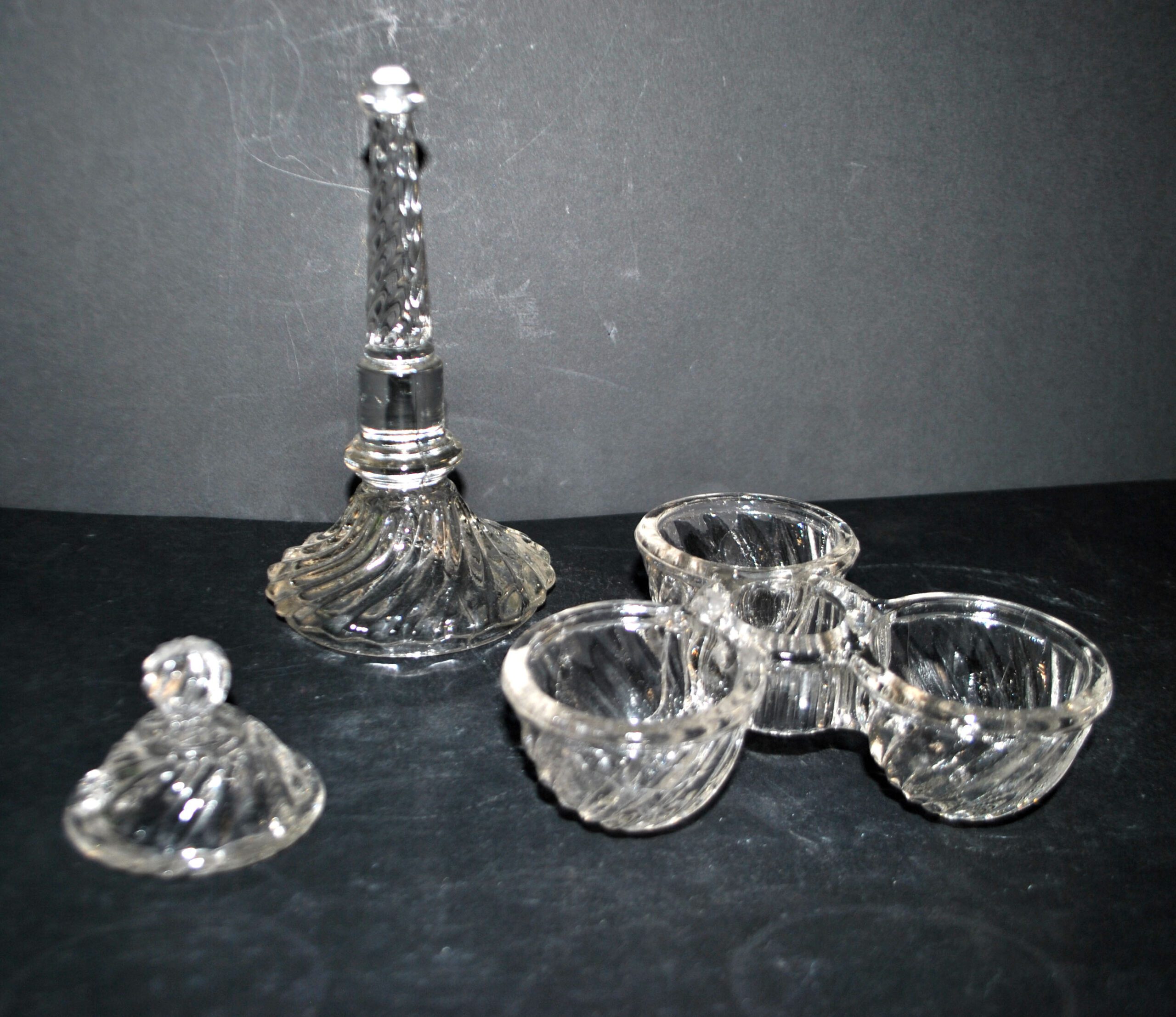 VALLERYSTHAL Ménagère tournante - serviteur de table verre moulé sel poivre moutarde – Image 5