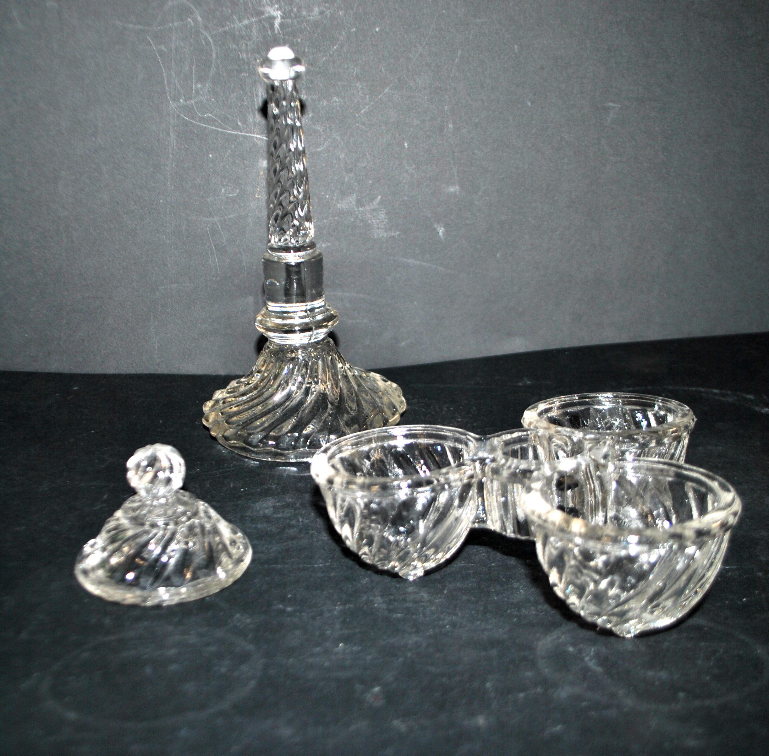 VALLERYSTHAL Ménagère tournante - serviteur de table verre moulé sel poivre moutarde – Image 8