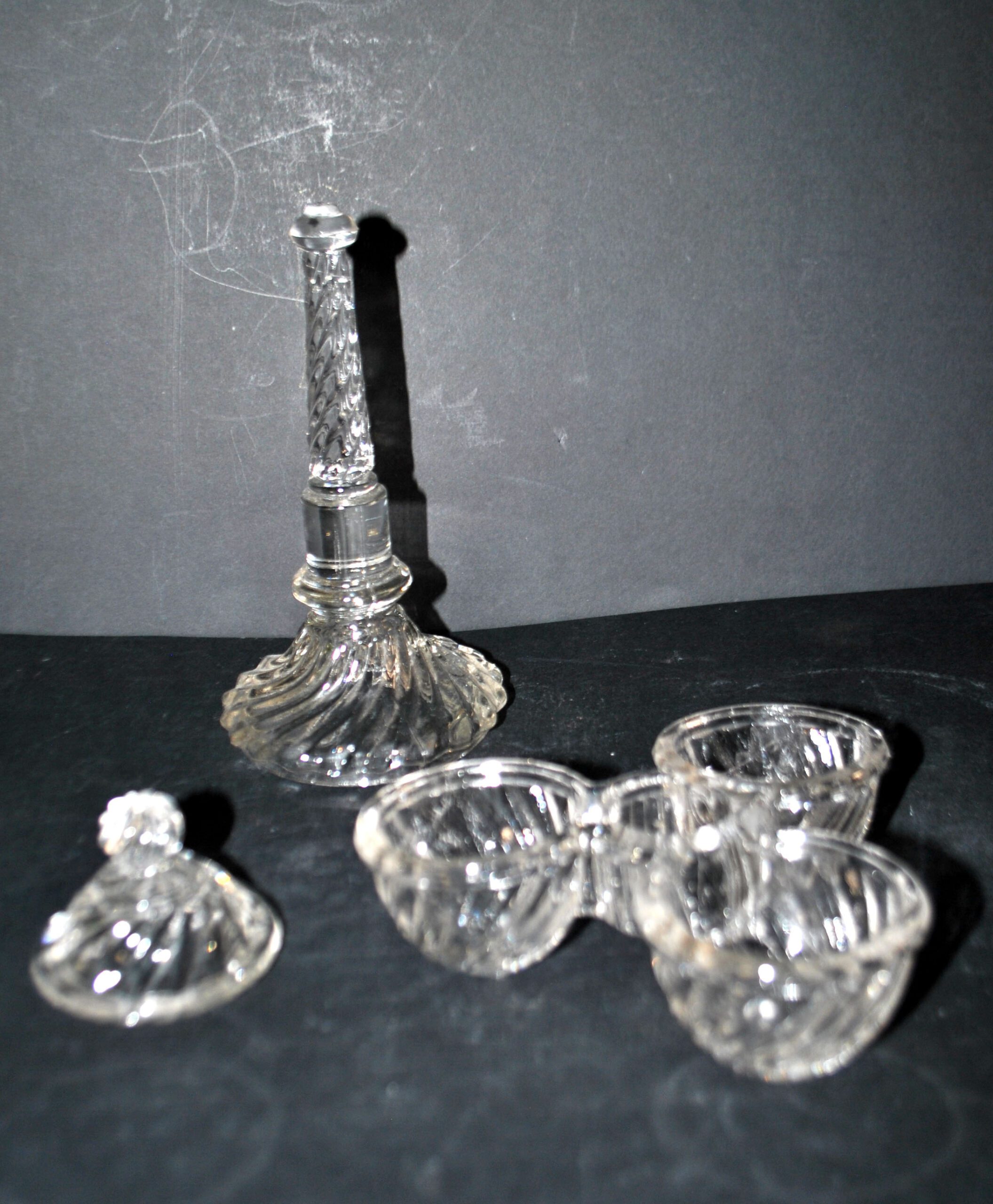 VALLERYSTHAL Ménagère tournante - serviteur de table verre moulé sel poivre moutarde – Image 9