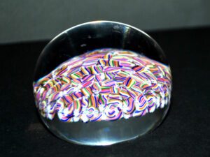 BACCARAT Presse-papier Millefiori Candy cane arlequin - Sulfure cristal signé