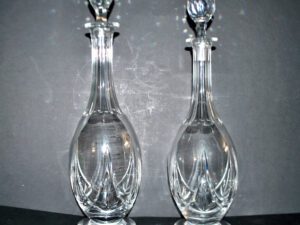 SAINT-LOUIS Lot 2 Carafes anciennes LASALLE en cristal taillé 1930
