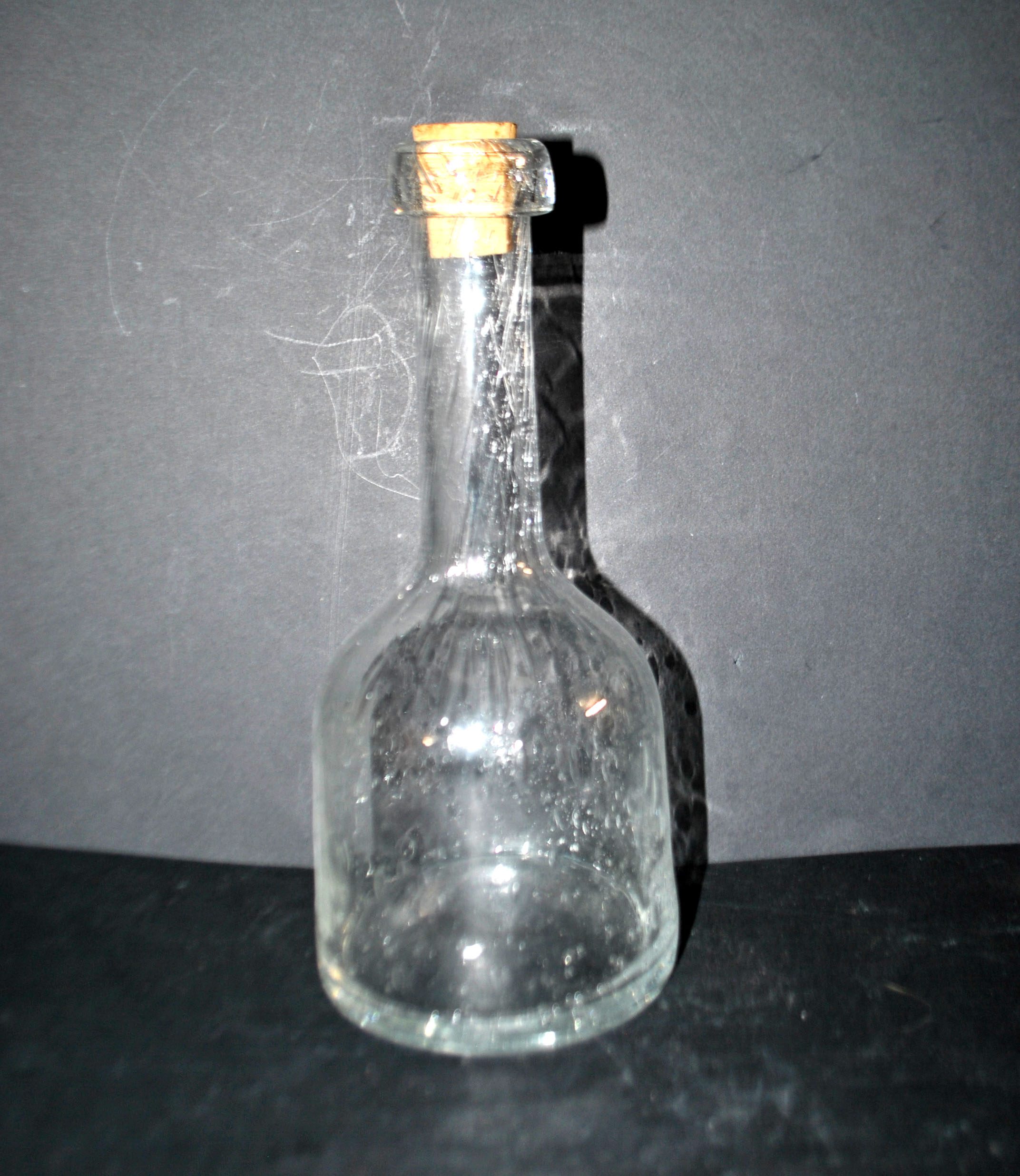 BIOT Carafe bouteille vintage en verre bullé H24cm – Image 6