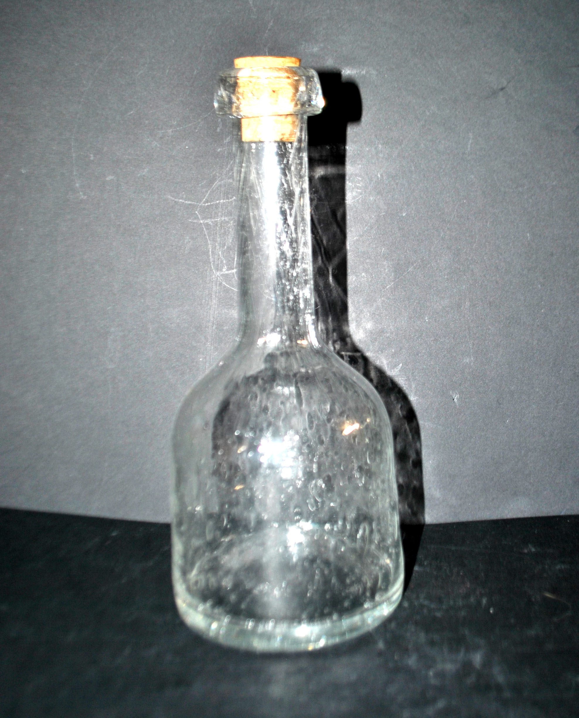 BIOT Carafe bouteille vintage en verre bullé H24cm – Image 7