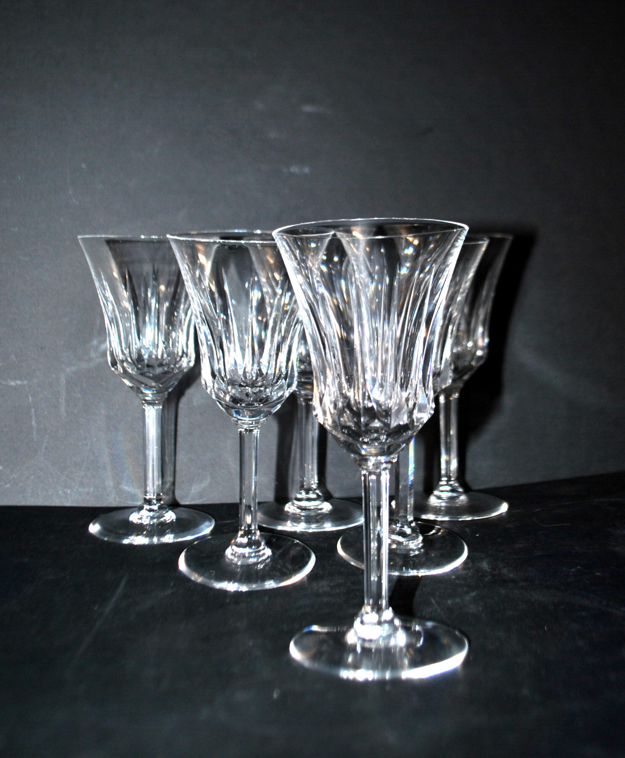 Lot 6 verres à vin évasé en cristal taillé style CONCORDE CERDAGNE H15.2 – Image 9