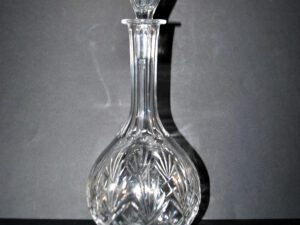 SAINT-LOUIS Carafe à vin en cristal taillé 4147 modèle VIC Massenet 1930 H34cm