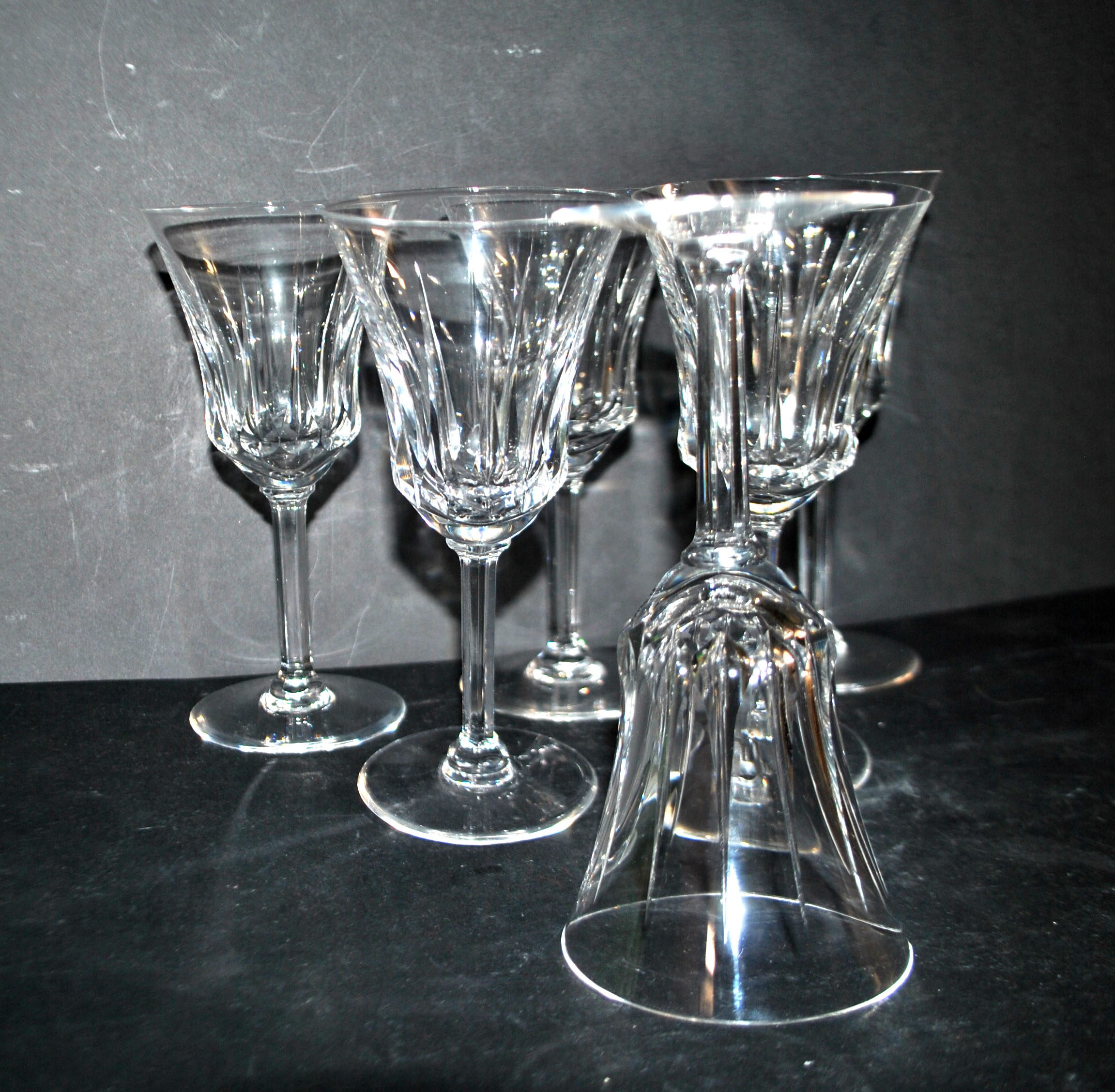 Lot 6 verres à vin évasé en cristal taillé style CONCORDE CERDAGNE H15.2 – Image 4