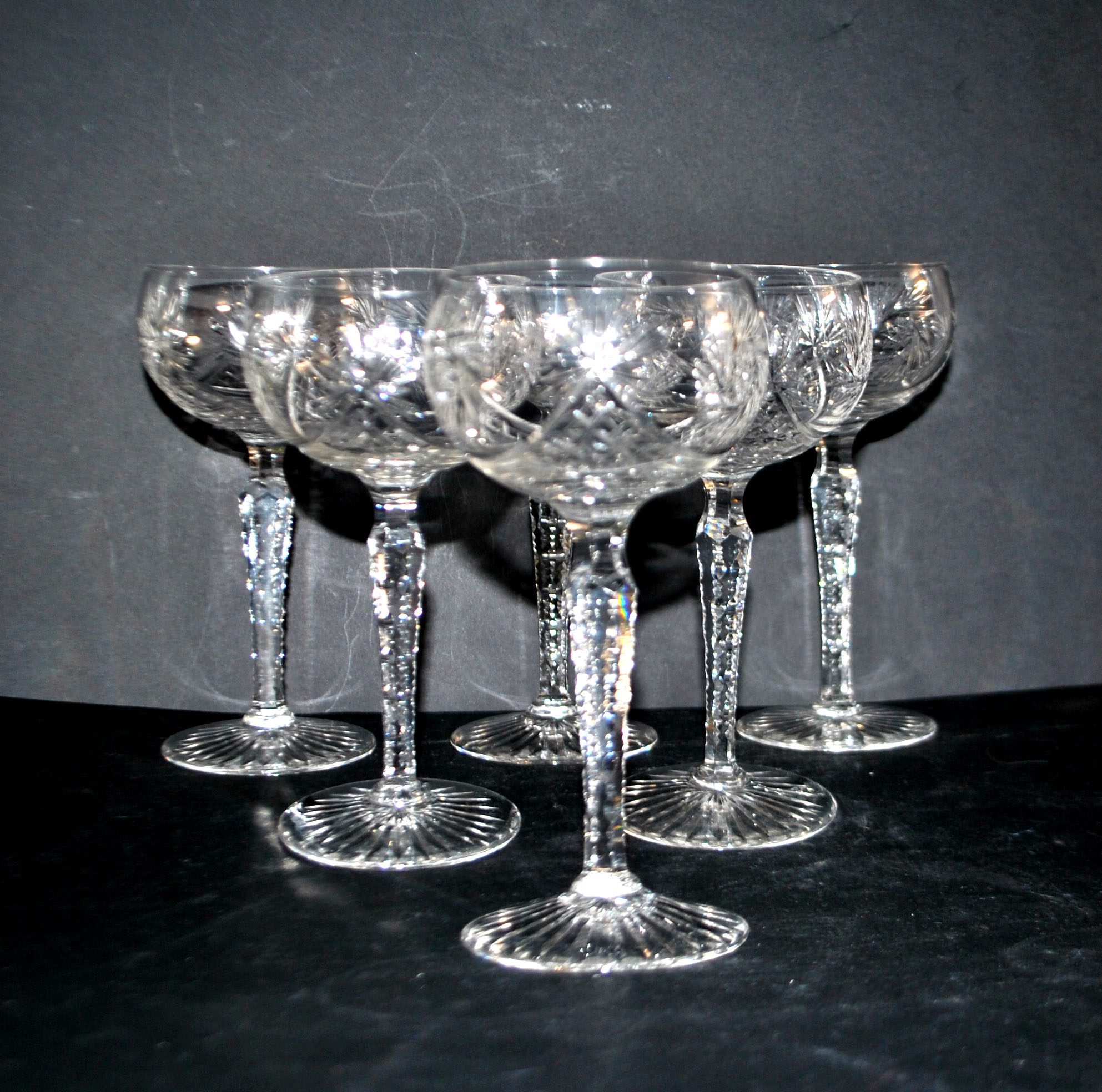 SAINT-LOUIS Verre à vin Ballon ROEMER en cristal taillé étoile 1930 H14.5cm – Image 9