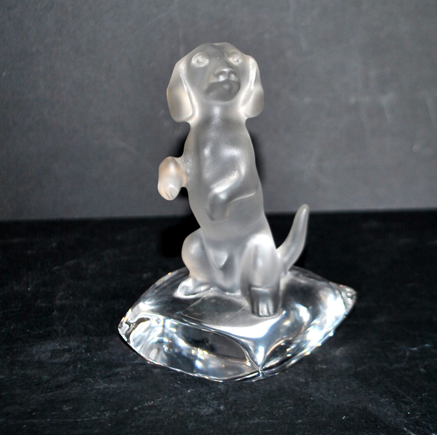 GOEBEL Figurine de chien Teckel en cristal sablé ALLEMAGNE 1970-1980